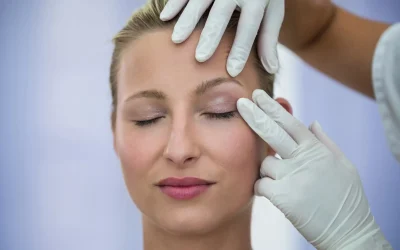 جراحی لیفت شقیقه؛ راهکار دائمی برای رهایی از افتادگی چشم و ابرو